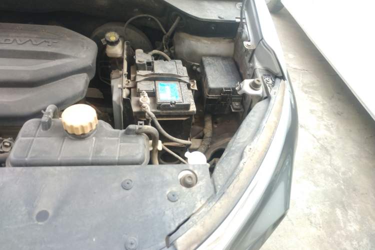 Used Baojun 510 2019 1.5L Manual Jingxiang Model 77kW China VI Emission Standard Engine Bay Left