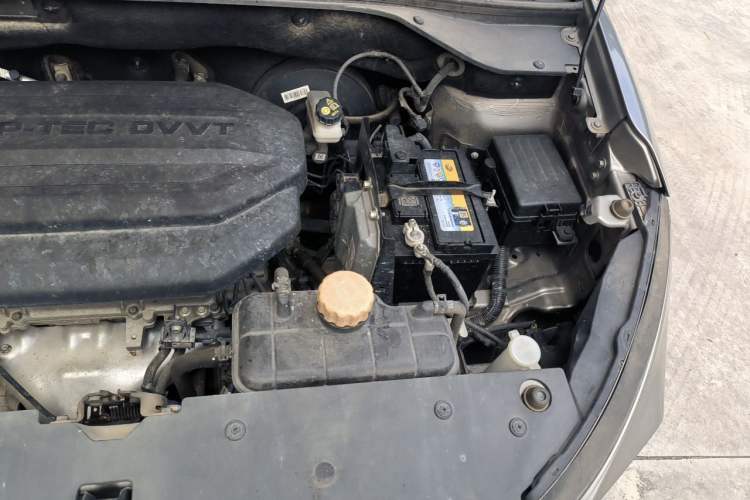 Used Baojun 510 2019 1.5L Manual Jingxiang Model 77kW China VI Emission Standard Engine Bay Left