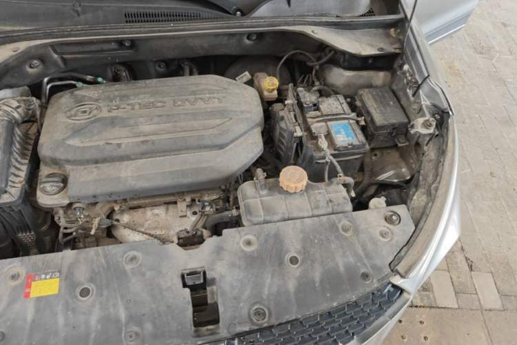 Used Baojun 510 2019 1.5L Automatic Premium Version National V Engine Bay Left