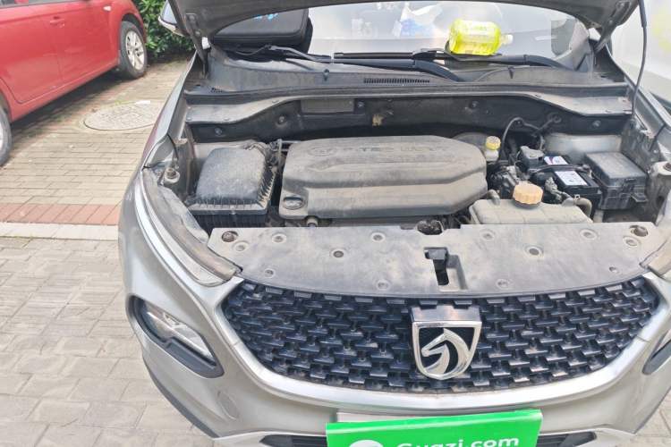 Used Baojun 510 2019 1.5L Automatic Prestige Edition China V Engine Bay Right