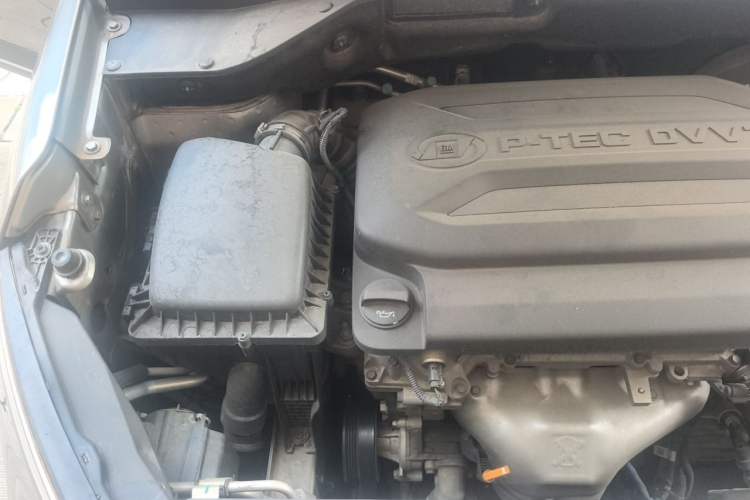 Used Baojun 510 2019 1.5L Manual Prestige Version China V Emission Standard Engine Bay Right