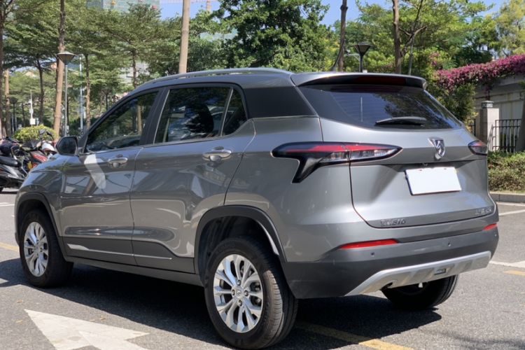 Used Baojun 510 2019 1.5L CVT Enjoyment Model China VI Emission Standard Exterior 1