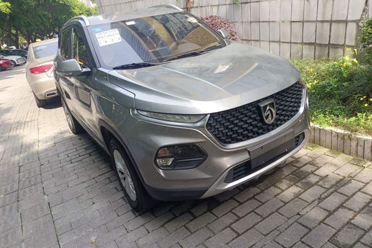 Used Baojun 510 2019 1.5L Manual Enjoyment Model 77kW China VI Emission Standard Exterior 2