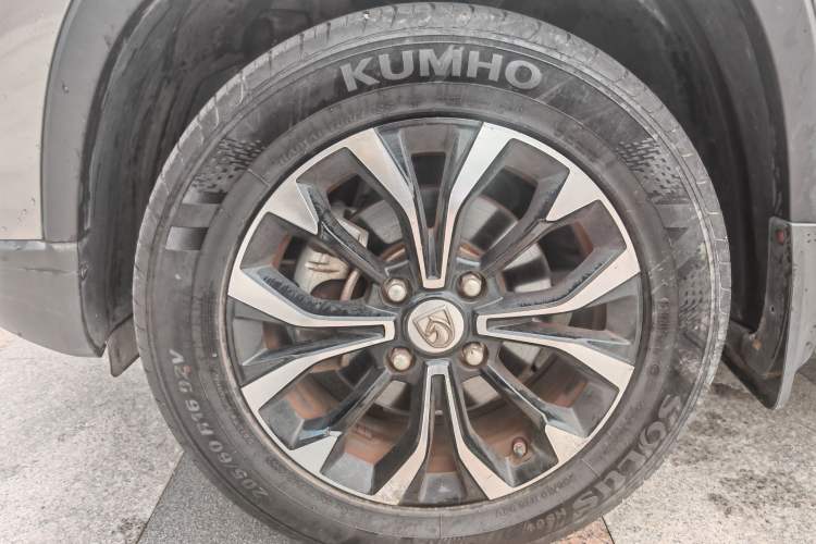 Used Baojun 510 2019 1.5L CVT Enjoyment Model China VI Emission Standard Exterior 9