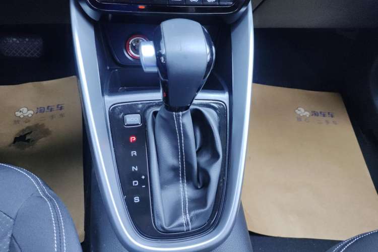 Used Baojun 510 2019 1.5L CVT Enjoyment Model China VI Emission Standard Gear Lever