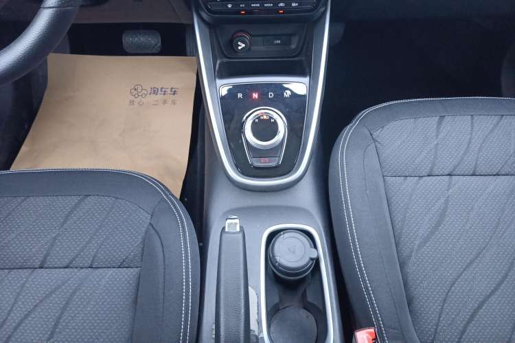 Used Baojun 510 2019 1.5L Automatic Enjoyment Model China V Emission Standard Gear Lever