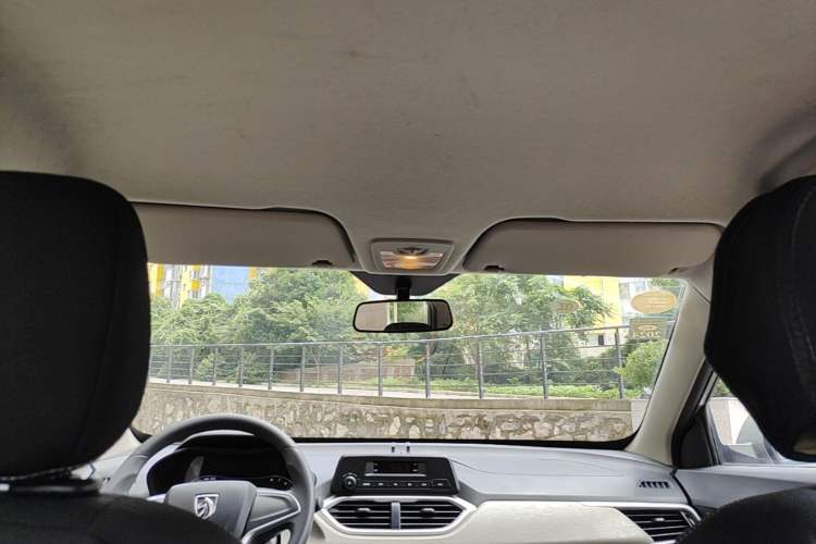 Used Baojun 510 2019 1.5L Manual Jingxiang Model 73kW China VI Emission Standard Headliner
