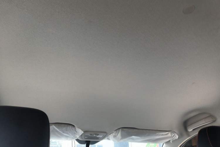 Used Baojun 510 2019 1.5L Manual Jingxiang Model 77kW China VI Emission Standard Headliner