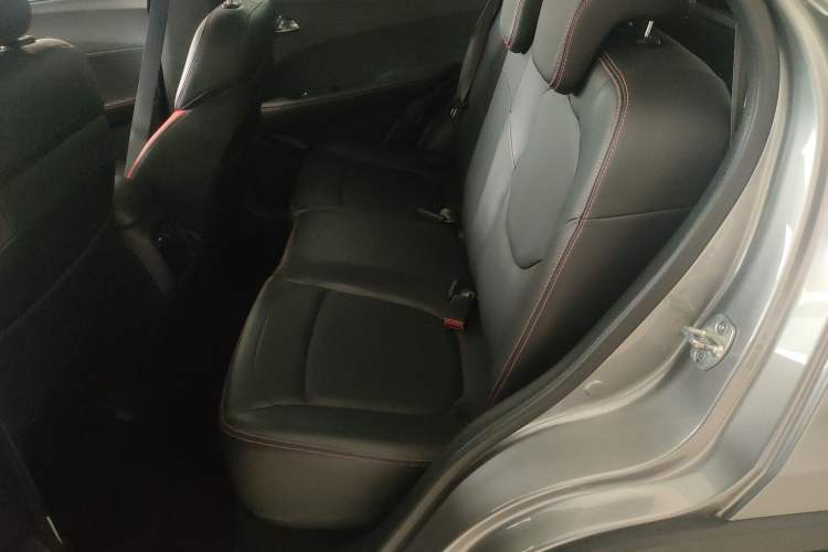 Used Baojun 510 2019 1.5L CVT Enjoyment Model China VI Emission Standard Interior 1