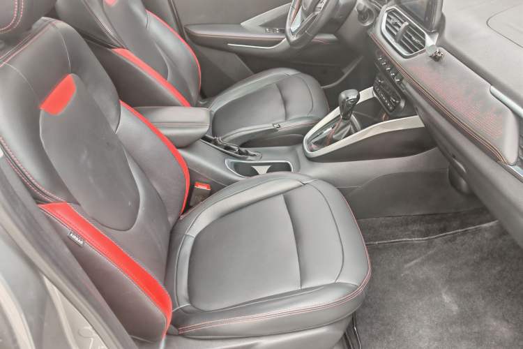 Used Baojun 510 2019 1.5L CVT Enjoyment Model China VI Emission Standard Interior 2