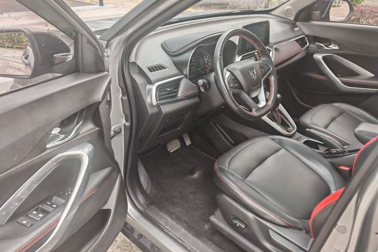 Used Baojun 510 2019 1.5L CVT Enjoyment Model China VI Emission Standard Interior 5