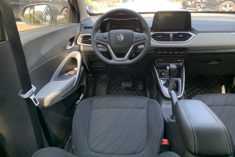 Used Baojun 510 2019 1.5L CVT Enjoyment Model China VI Emission Standard Interior 7