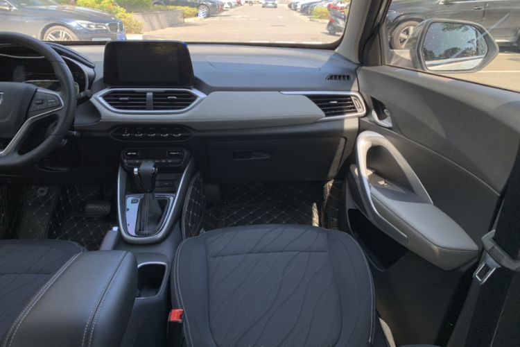 Used Baojun 510 2019 1.5L CVT Enjoyment Model China VI Emission Standard Interior 8