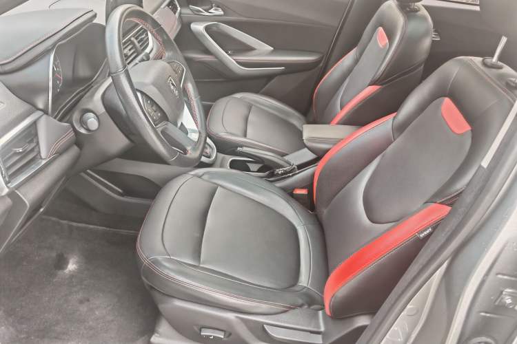Used Baojun 510 2019 1.5L CVT Enjoyment Model China VI Emission Standard Left Front Seat