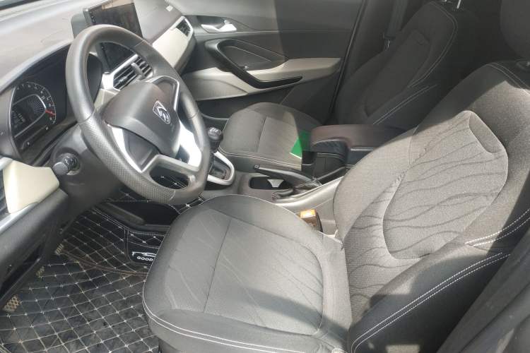 Used Baojun 510 2019 1.5L Manual Jingxiang Model 77kW China VI Emission Standard Left Front Seat