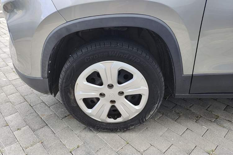 Used Baojun 510 2019 1.5L Manual Jingxiang Model 73kW China VI Emission Standard Left Front Wheel Hub