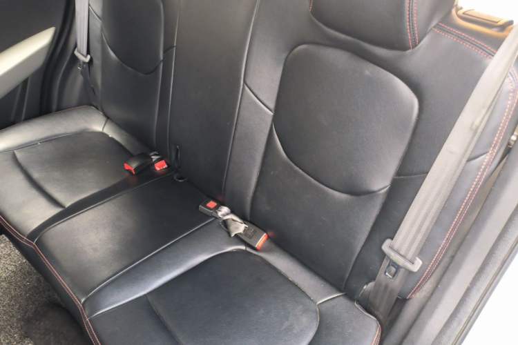 Used Baojun 510 2019 1.5L Manual Jingxiang Model 77kW China VI Emission Standard Left Rear Seat