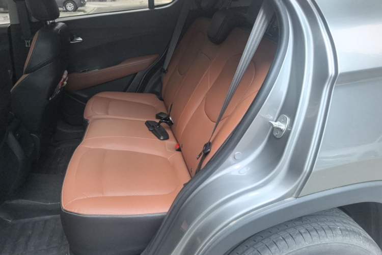 Used Baojun 510 2019 1.5L Manual Prestige Version China V Emission Standard Left Rear Seat