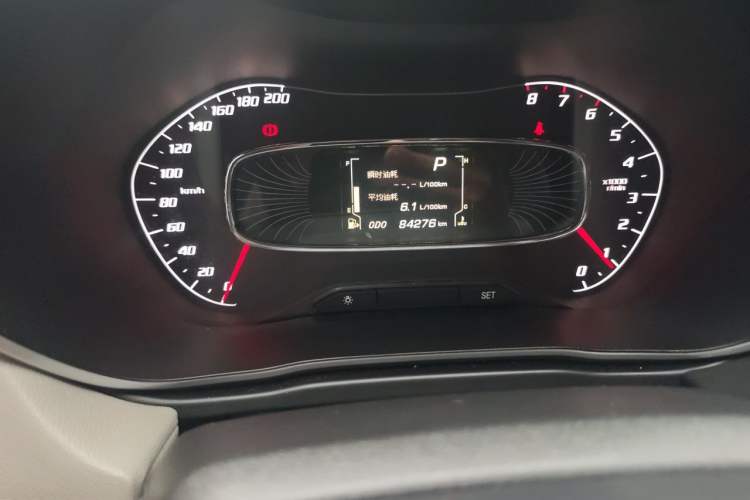 Used Baojun 510 2019 1.5L CVT Enjoyment Model China VI Emission Standard Odometer Close Up