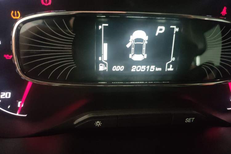 Used Baojun 510 2019 1.5L CVT Enjoyment Model China VI Emission Standard Odometer Close Up