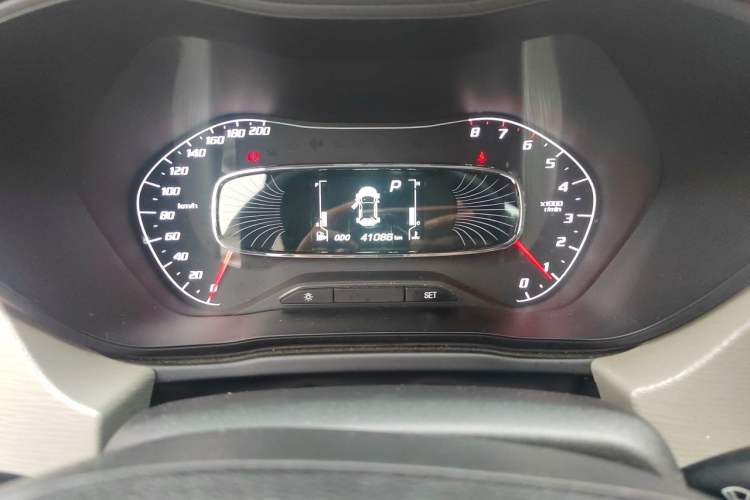 Used Baojun 510 2019 1.5L CVT Enjoyment Model China VI Emission Standard Odometer Close Up