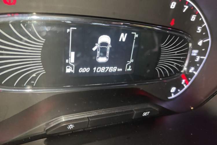 Used Baojun 510 2019 1.5L Automatic Premium Version National V Odometer Close Up