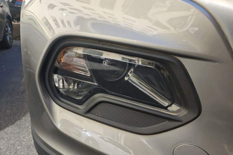 Used Baojun 510 2019 1.5L CVT Enjoyment Model China VI Emission Standard Right Front Headlight