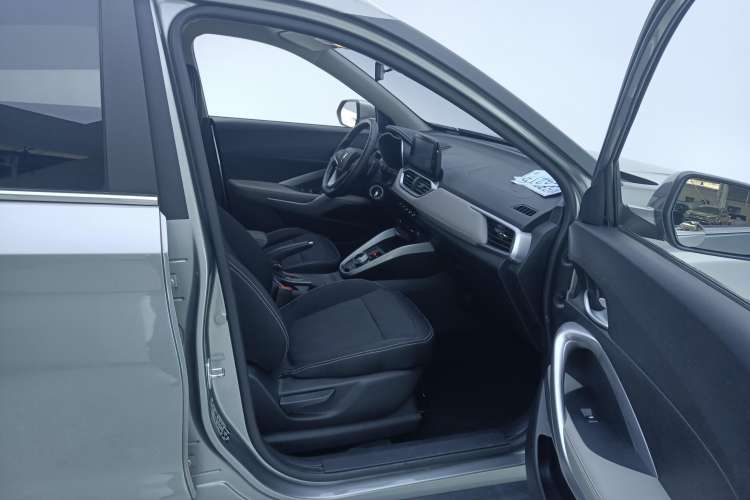 Used Baojun 510 2019 1.5L Automatic Enjoyment Model China V Emission Standard Right Front Seat