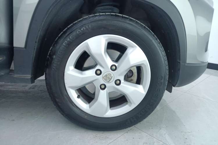 Used Baojun 510 2019 1.5L Automatic Enjoyment Model China V Emission Standard Right Front Wheel Hub