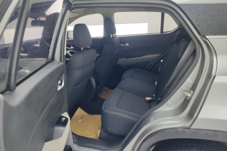 Used Baojun 510 2019 1.5L CVT Enjoyment Model China VI Emission Standard Right Rear Seat