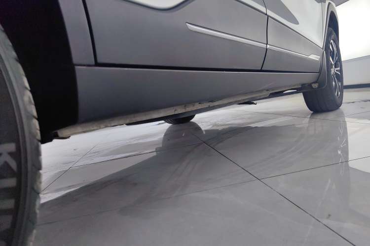 Used Baojun 510 2019 1.5L CVT Enjoyment Model China VI Emission Standard Right Side Sill