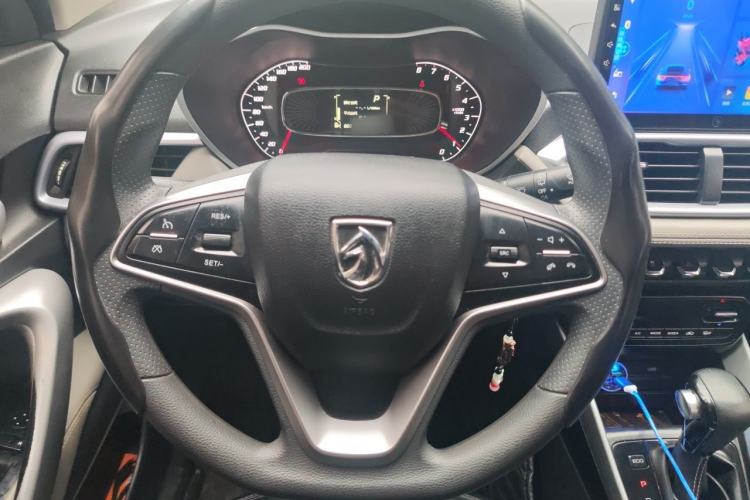 Used Baojun 510 2019 1.5L CVT Enjoyment Model China VI Emission Standard Steering Wheel