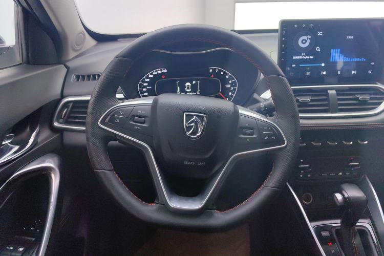 Used Baojun 510 2019 1.5L CVT Enjoyment Model China VI Emission Standard Steering Wheel