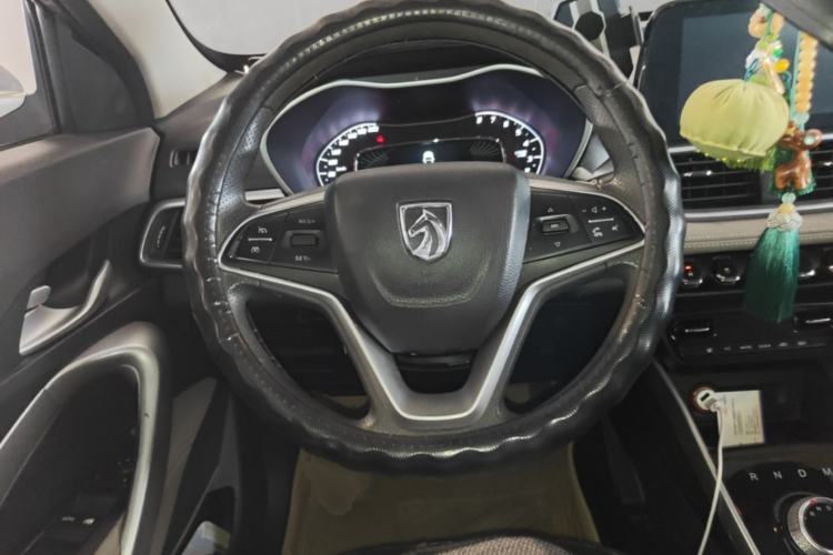 Used Baojun 510 2019 1.5L Automatic Premium Version National V Steering Wheel