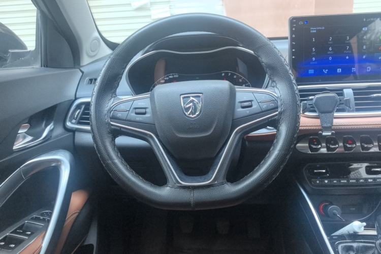 Used Baojun 510 2019 1.5L Manual Prestige Version China V Emission Standard Steering Wheel