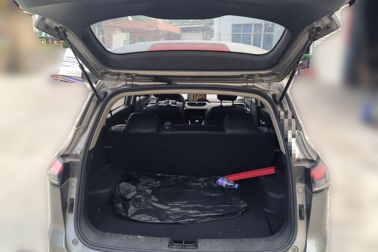 Used Baojun 510 2019 1.5L Manual Jingxiang Model 77kW China VI Emission Standard Trunk