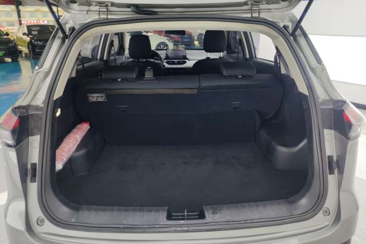 Used Baojun 510 2019 1.5L CVT Enjoyment Model China VI Emission Standard Trunk