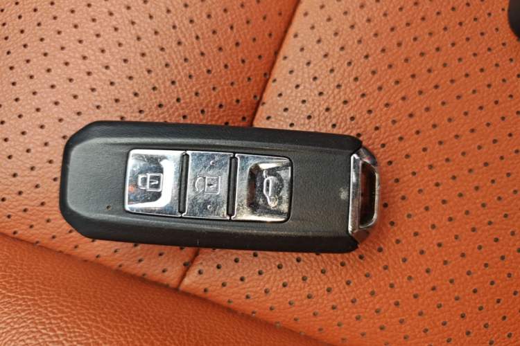 Used Baojun 510 2019 1.5L Automatic Premium Version National V Vehicle Key