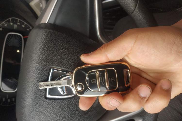 Used Baojun 510 2019 1.5L Manual Jingxiang Model 77kW China VI Emission Standard Vehicle Key