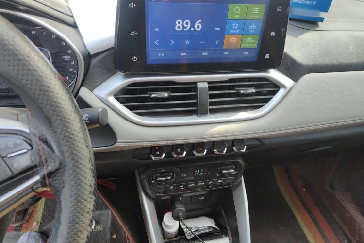 Used Baojun 510 2019 1.5L Manual Enjoyment Model 77kW China VI Emission Standard Audio And AC Panel