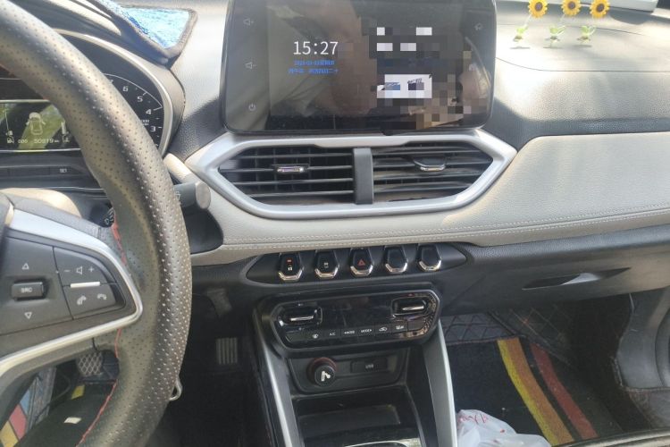 Used Baojun 510 2019 1.5L Manual Enjoyment Model China V Audio And AC Panel