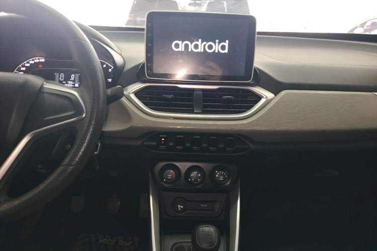 Used Baojun 510 2019 1.5L Manual Jingxiang Model 77kW China VI Emission Standard Audio And AC Panel