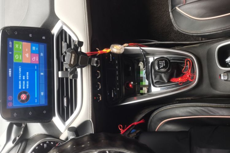 Used Baojun 510 2019 1.5L Manual Enjoyment Model China V Audio And AC Panel
