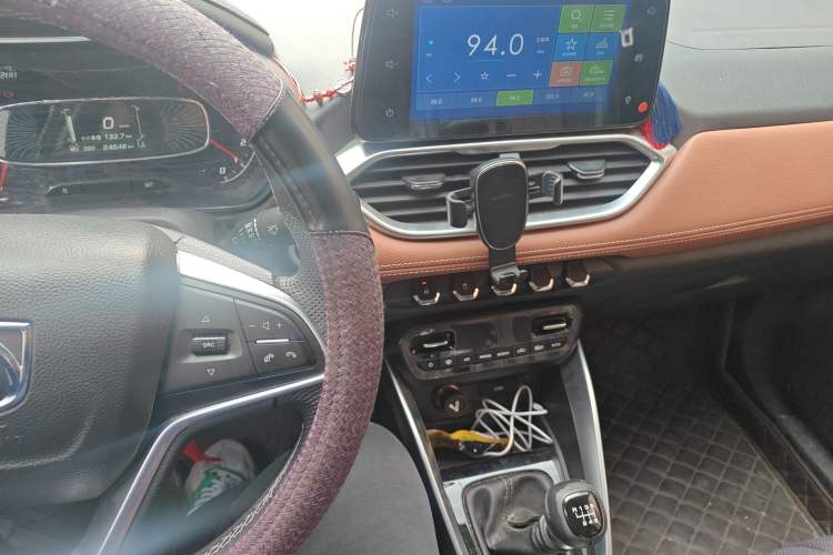 Used Baojun 510 2019 1.5L Manual Prestige Version 73kW China VI Emission Standard Audio And AC Panel