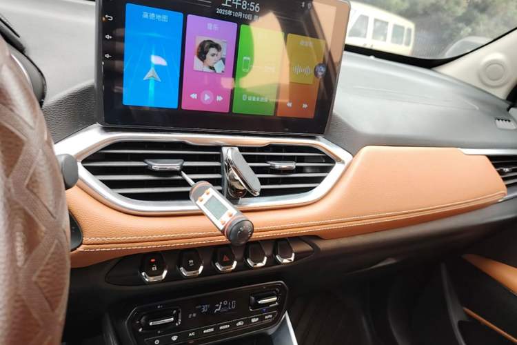 Used Baojun 510 2019 1.5L Automatic Premium Version National V Audio And AC Panel