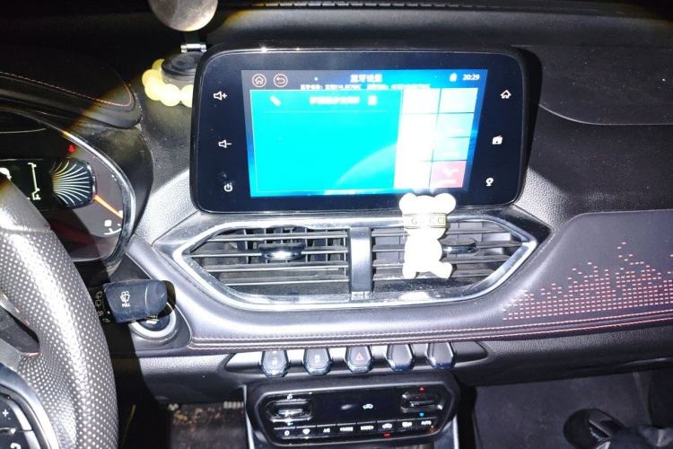 Used Baojun 510 2019 1.5L Manual Prestige Version China V Emission Standard Audio And AC Panel