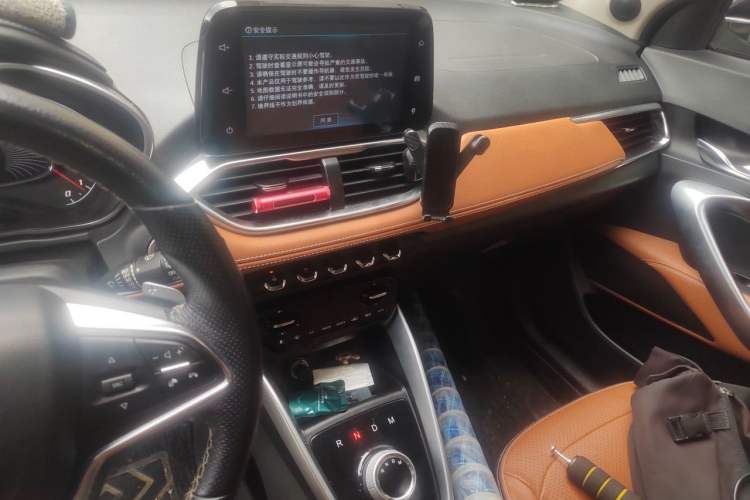 Used Baojun 510 2019 1.5L Automatic Premium Version National V Audio And AC Panel