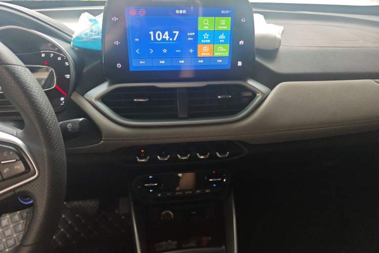 Used Baojun 510 2019 1.5L Automatic Enjoyment Model China V Emission Standard Audio And AC Panel