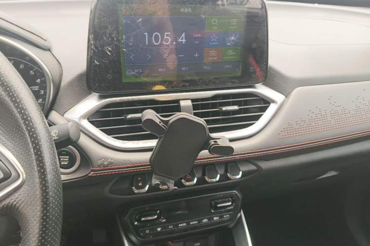Used Baojun 510 2019 1.5L CVT Enjoyment Model China VI Emission Standard Audio And AC Panel