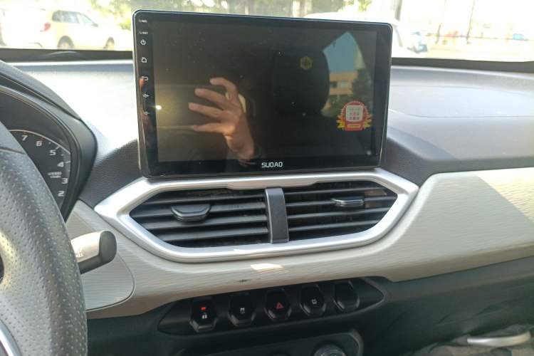 Used Baojun 510 2019 1.5L CVT Enjoyment Model China VI Emission Standard Audio And AC Panel